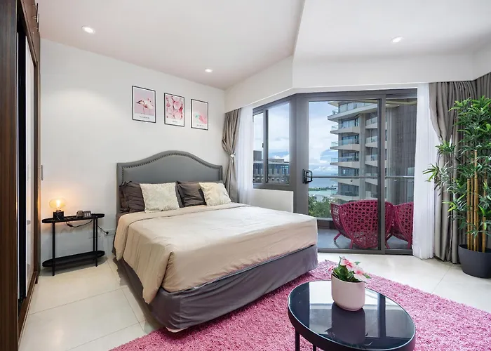 Chic Cozy At Tambuli Residences Ocean View By Dominik With Pool Access & Balcony In Mactan Appartement Île de Mactan