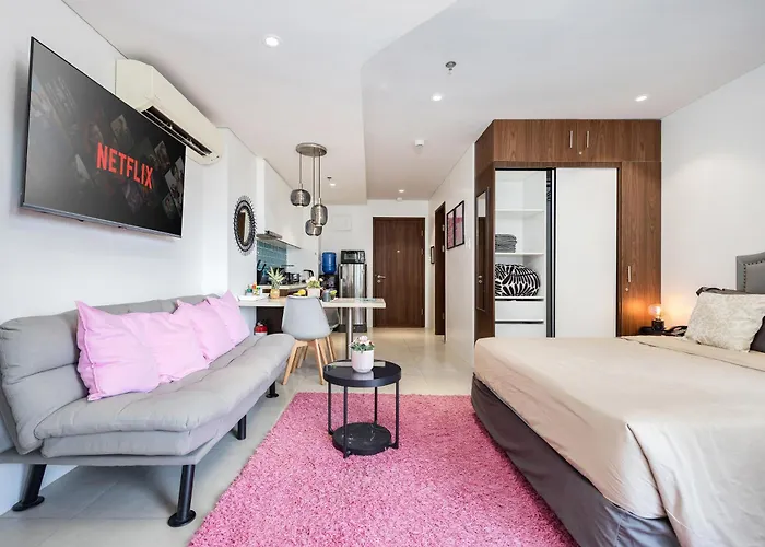 Appartement Chic Cozy At Tambuli Residences Ocean View By Dominik With Pool Access & Balcony In Mactan