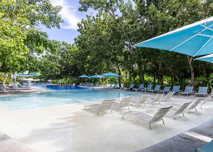 Chic Cozy At Tambuli Residences Ocean View By Dominik With Pool Access & Balcony In Mactan Île de Mactan