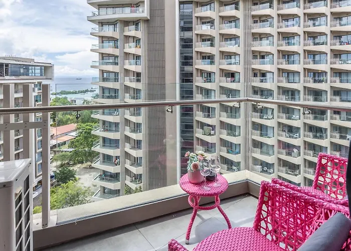 Appartement Chic Cozy At Tambuli Residences Ocean View By Dominik With Pool Access & Balcony In Mactan Île de Mactan