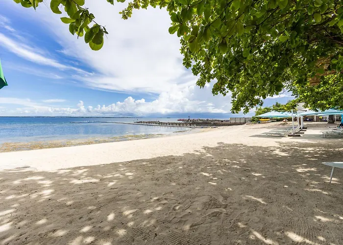 Appartement Chic Cozy At Tambuli Residences Ocean View By Dominik With Pool Access & Balcony In Mactan *